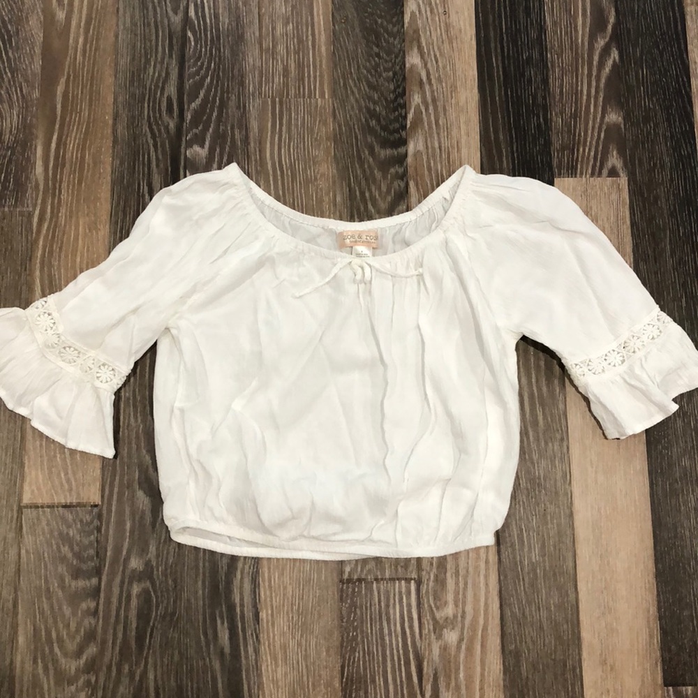 Girls Zoe & Rose off-white top. Size Small.